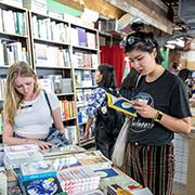 interns attend art summit event