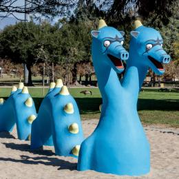 image of a two headed dragon sculpture